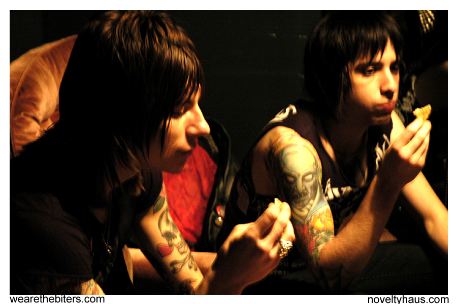noveltyhaus the biters punk pop rock all chewed up artificial kid matt gabs noel conrad danger photography