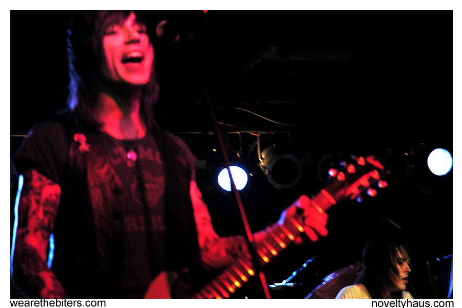 noveltyhaus the biters punk pop rock all chewed up artificial kid matt gabs noel conrad danger photography