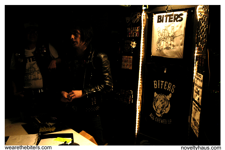 noveltyhaus the biters punk pop rock all chewed up artificial kid matt gabs noel conrad danger photography