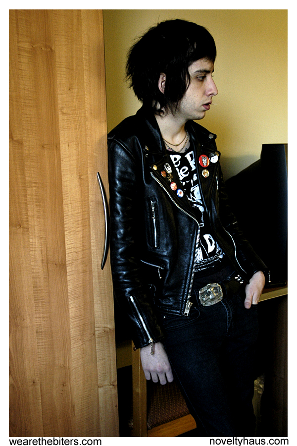 noveltyhaus the biters punk pop rock all chewed up artificial kid matt gabs noel conrad danger photography